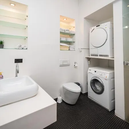 Spacious Luxury 200 Sqm In Center Apartman Szarajevó