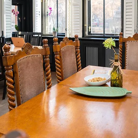 Apartman Spacious Luxury 200 Sqm In Center