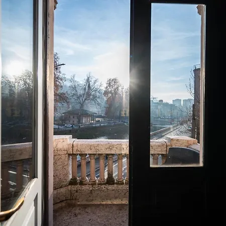 Spacious Luxury 200 Sqm In Center Apartman *